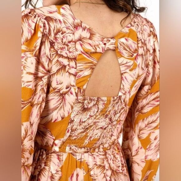 NWT Band of the Free Size Small Gold Yellow Cut Out Back Long Sleeve Mini Dress - Picture 6 of 15